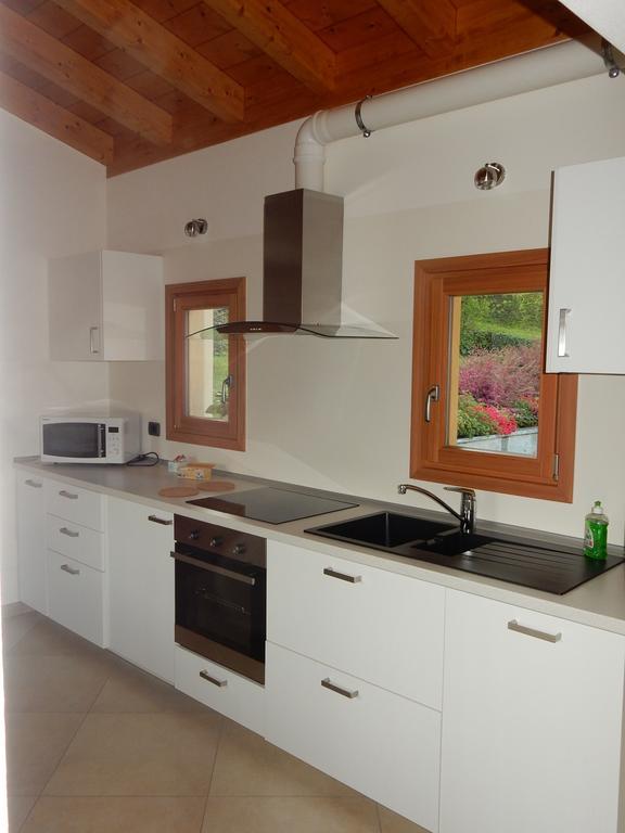 Villa Primula Беладжо Екстериор снимка